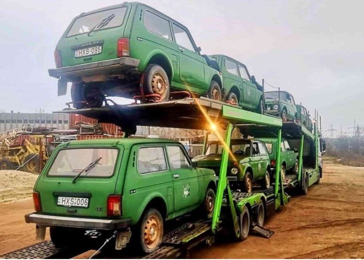 В Венгрии отправили на списание почтовые Lada Niva: фото
