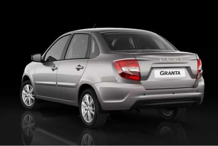 «Пустая» Lada Granta не будет дешевой: названы предварительные цены