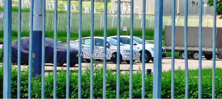 Ходовые экземпляры новой модели Lada. Фото: “Avtograd News”
