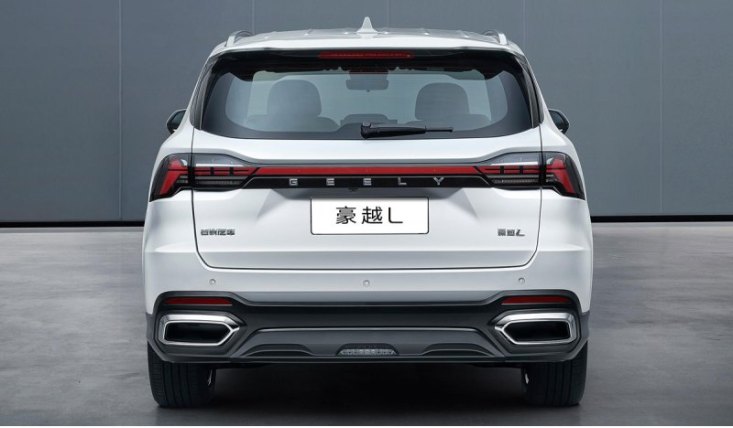 Если простой Geely Haoyue продавался исключительно с 1,8-литровым «наддувным» мотором на 184…