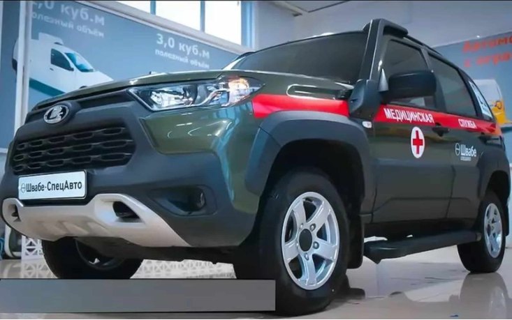 Показан внедорожник Lada Niva с лежачим местом