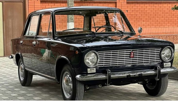 48-летний «ВАЗ» продают дороже новой Lada Vesta NG