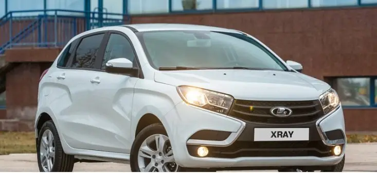 АвтоВАЗ может отказаться от производства LADA XRay из-за нехватки компонентов