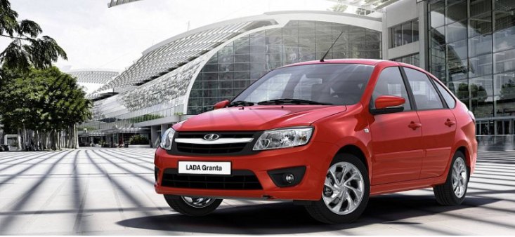 Объемы продаж упрощенной LADA Granta увеличились до 30 автомобилей в день в конце июня 2022 года