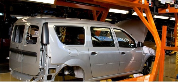 Автогигант АВТОВАЗ может возобновить производство LADA Largus в конце июля 2022 года