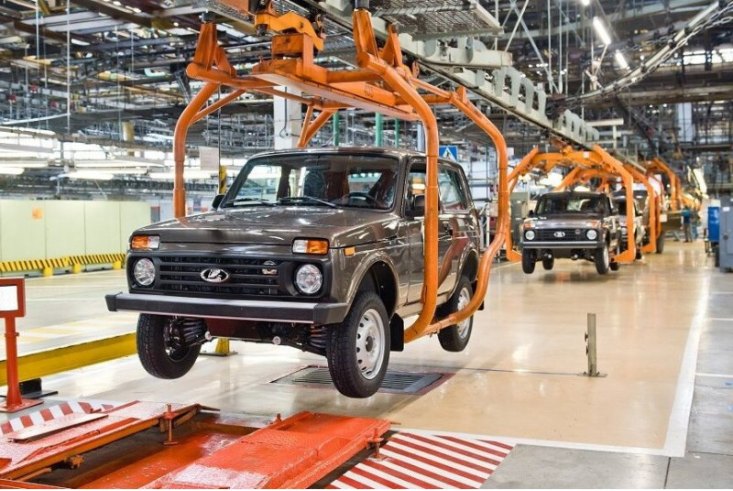 К плюсам авто болгарские автолюбители отнесли недорогой ценник и высокую проходимость. Среди…