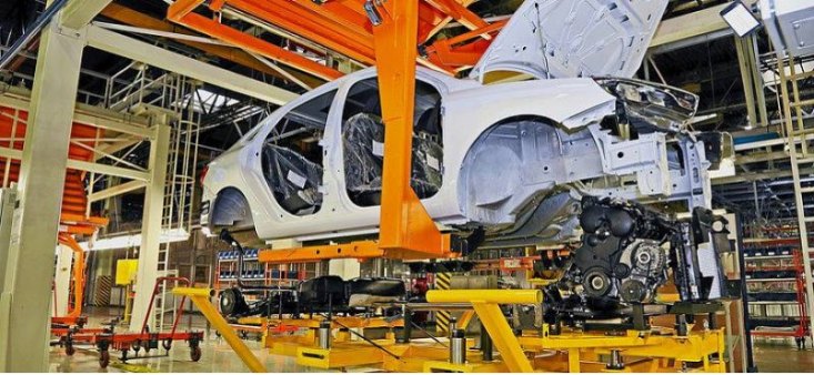 Автоконцерн АВТОВАЗ намерен выпустить около 120 тысяч легковушек LADA Vesta в Тольятти в 2023 году