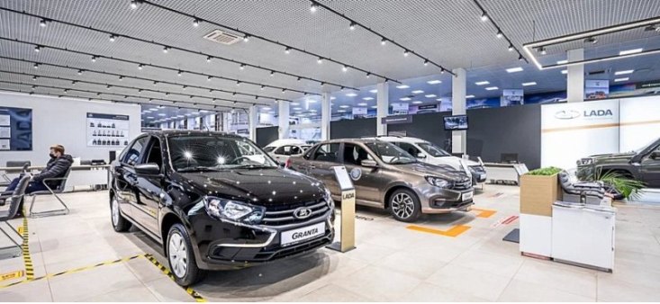Компания АвтоВАЗ повысила цены на новые автомашины LADA с 1 мая 2023 года