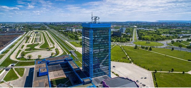 Производство автомобилей LADA в России выросло в 1,5 раза в первом полугодии 2023