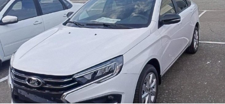 «Автовзгляд»: Россияне не хотят покупать новую Lada Vesta NG из-за высокой цены