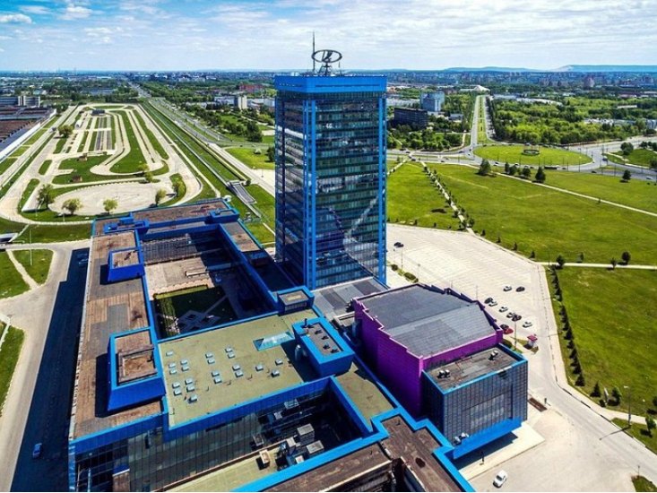 Причем «Веста» сразу начала продаваться хорошо, уступая лишь LADA Granta. Теперь же ситуация…