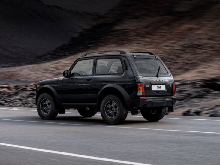 LADA Niva Bronto вернули на конвейер в середине марта. Внедорожники 2023 года сохранили главные…