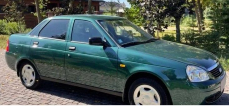 В России на продажу выставили почти новую Lada Priora за 1 млн рублей