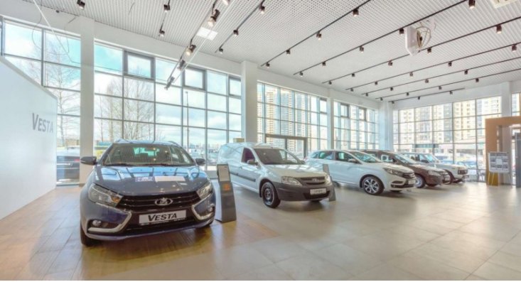 Седан Lada Vesta Cross в комплектации Life с аналогичной силовой установкой стоит 1 762 800 рублей.