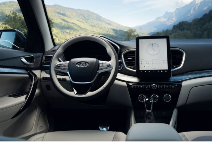 Ранее сообщалось, что LADA Aura выйдет на рынок в двух вариантах исполнения: базовый Premier за 2,6…