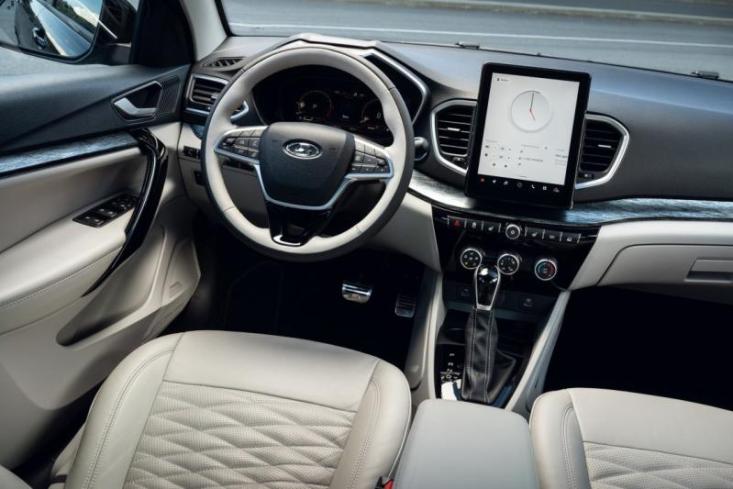 У Geely Preface более интересный набор опций, а под его капотом располагается 200-сильный мотор в…
