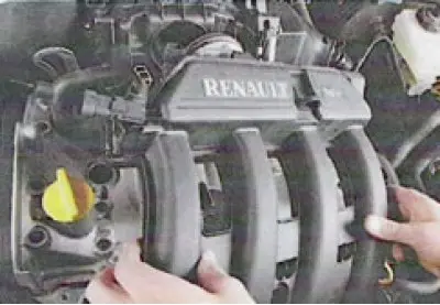 5. Disconnect the intake pipe from the exhaust manifold (see here).