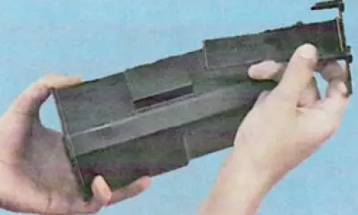 Uklonite držač.
