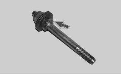Note: Install the support cushion mounting pin with the flange facing down.