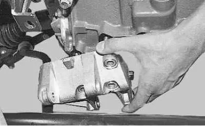 19. …and remove the bracket.