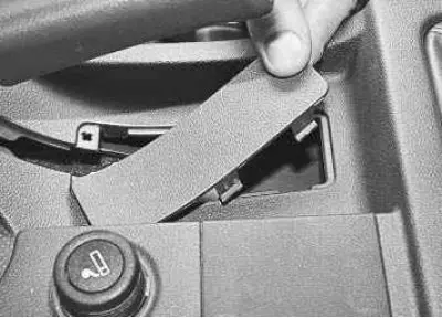 6. …and remove the plug.