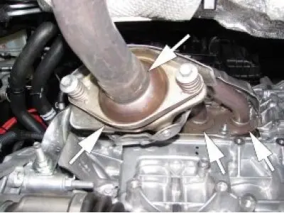 Inspect the car from underneath. The leakage of exhaust gases in the exhaust system is not…