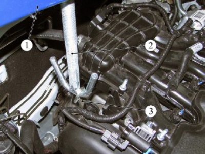 Рисунок 7-1 - Вывешивание силового агрегата: 1 -…