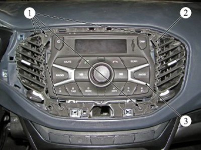 Рисунок 19-2 - Снятие центрального сопла…